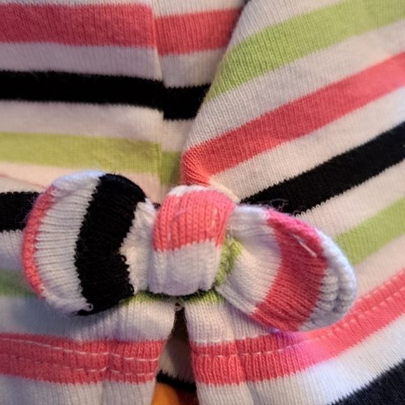 Gymboree girls size 5 striped girls shorts with bows on the bottom - Picture 3 of 3